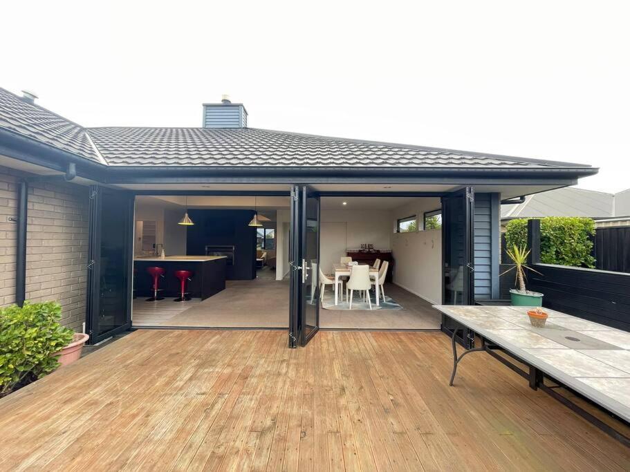 Spacious 4 Bed Family Home Christchurch Dış mekan fotoğraf